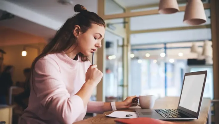 Essay-Fast-with-Simple-Tips